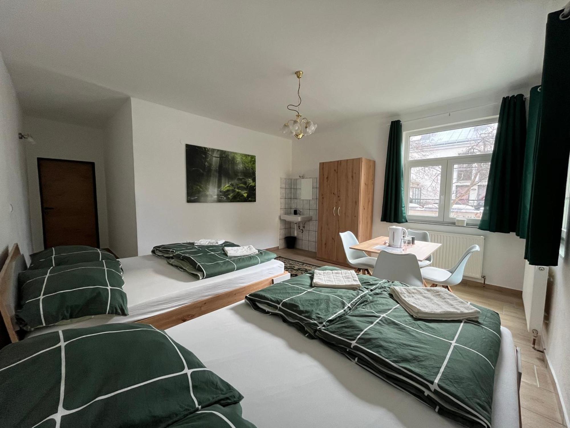 Traveler Lodging Wenen Buitenkant foto
